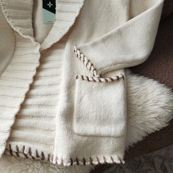 Tuckernuck Cream Blanket Stitch Harrow Cardigan - Picture 2 of 6